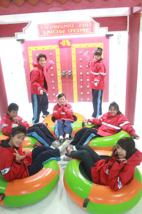 chiangmai-zoo-snow-dome-1