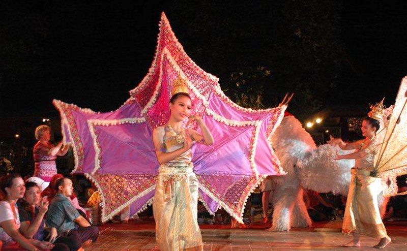 khum-khantoke-chiangmai-6