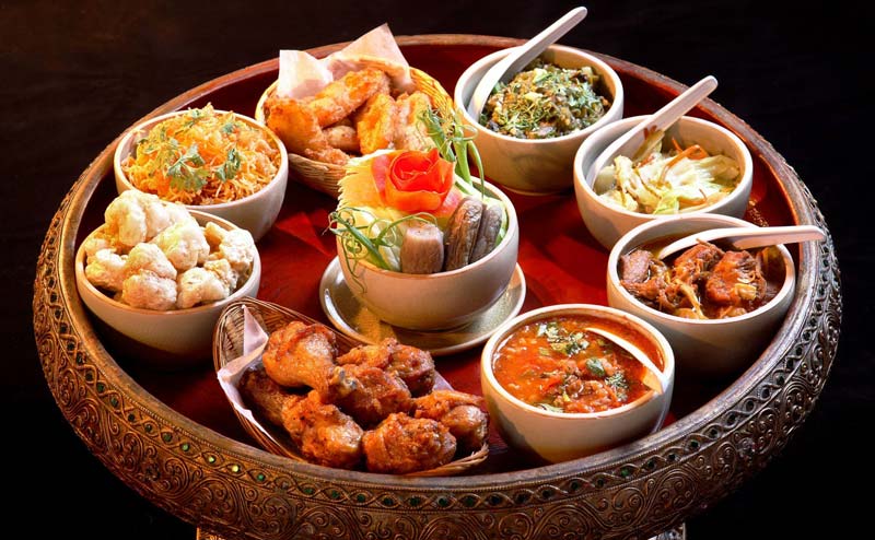 khantoke-dinner-old-chiangmai-cultural-center-8